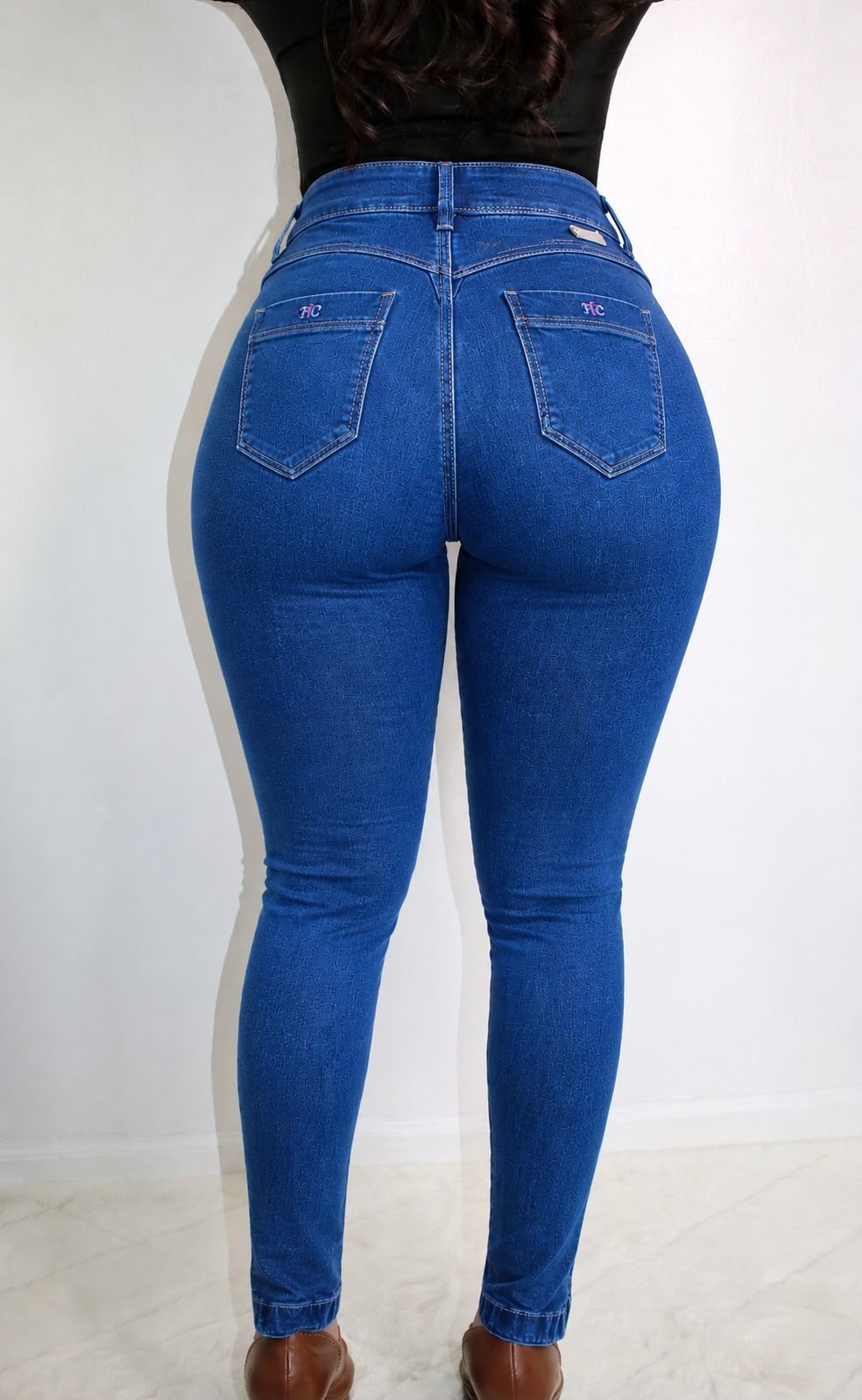 Ref Oni Colombian Jean with 360 Faja around the waist