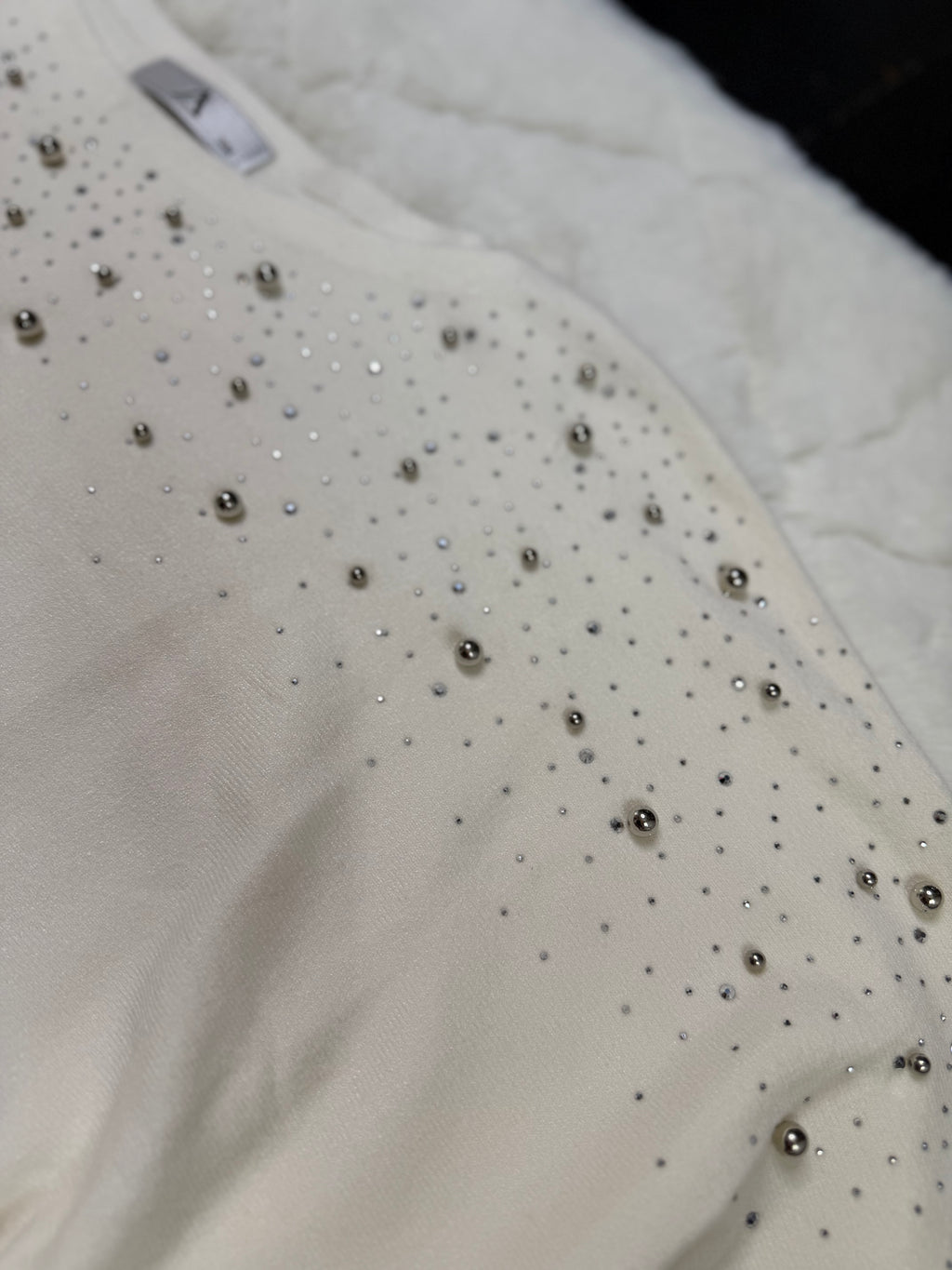 5813 Opal Elegance Sweater