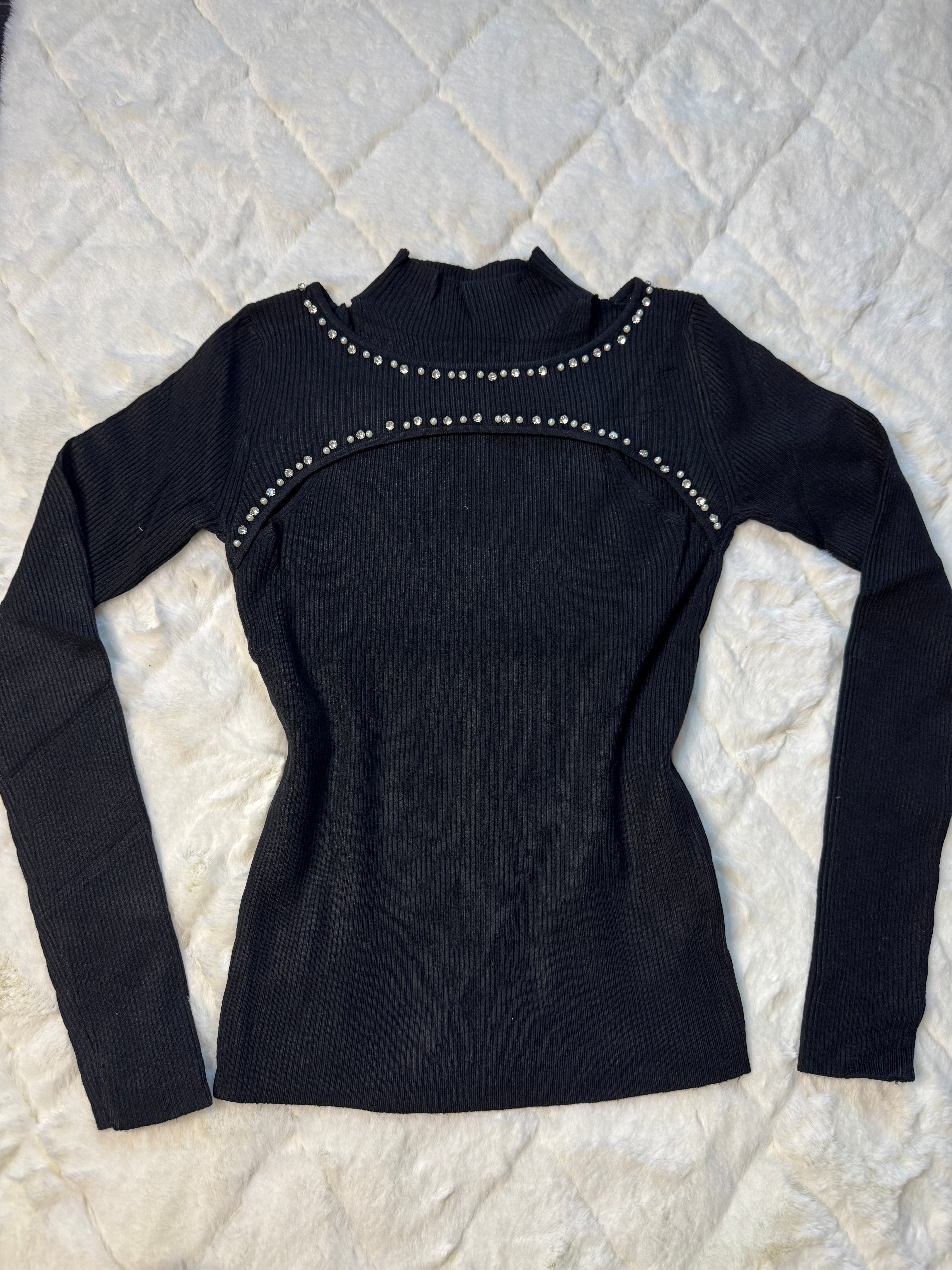 5633 Diamond Glow Sweater 💎