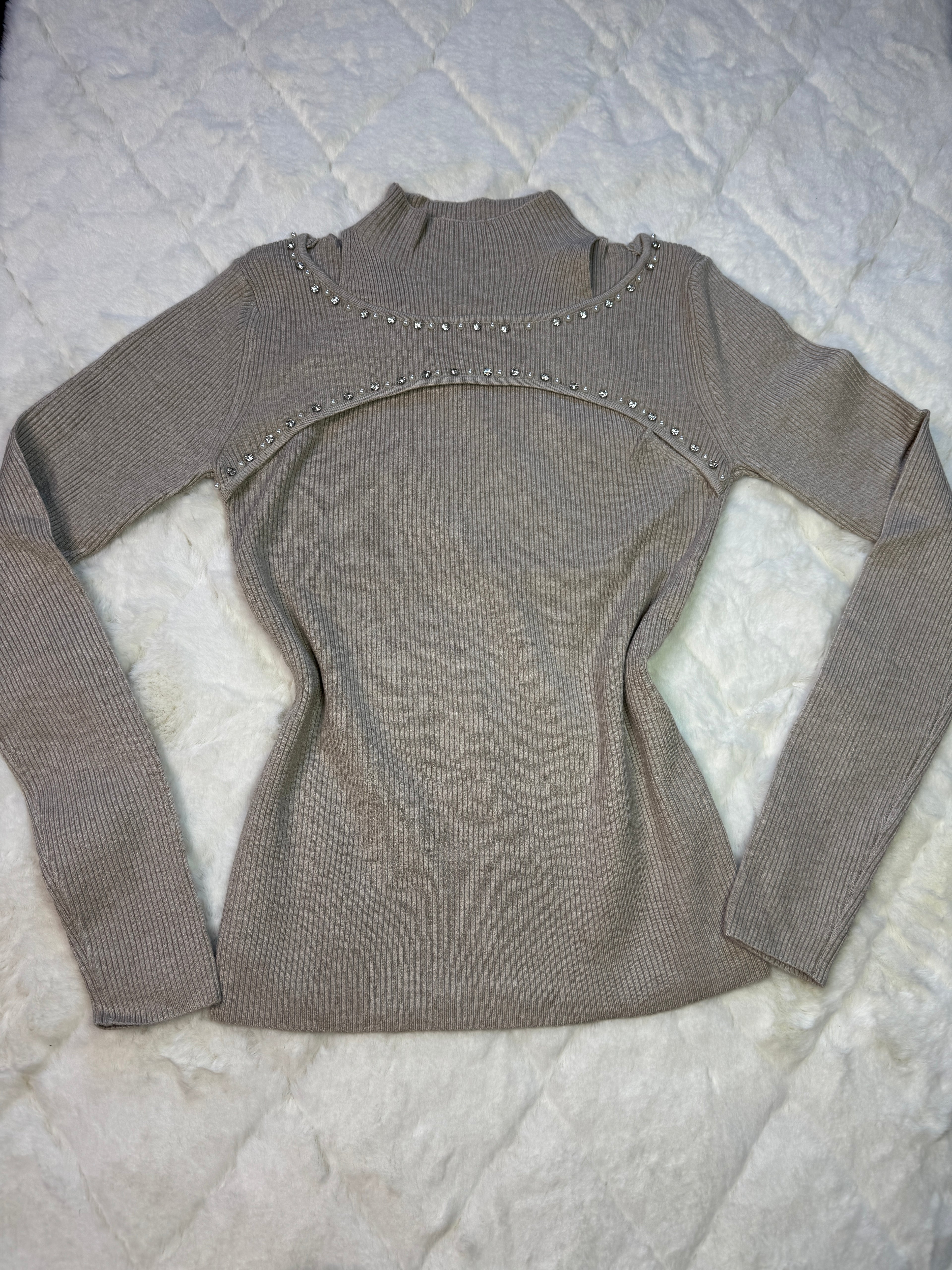 5633 Diamond Glow Sweater 💎