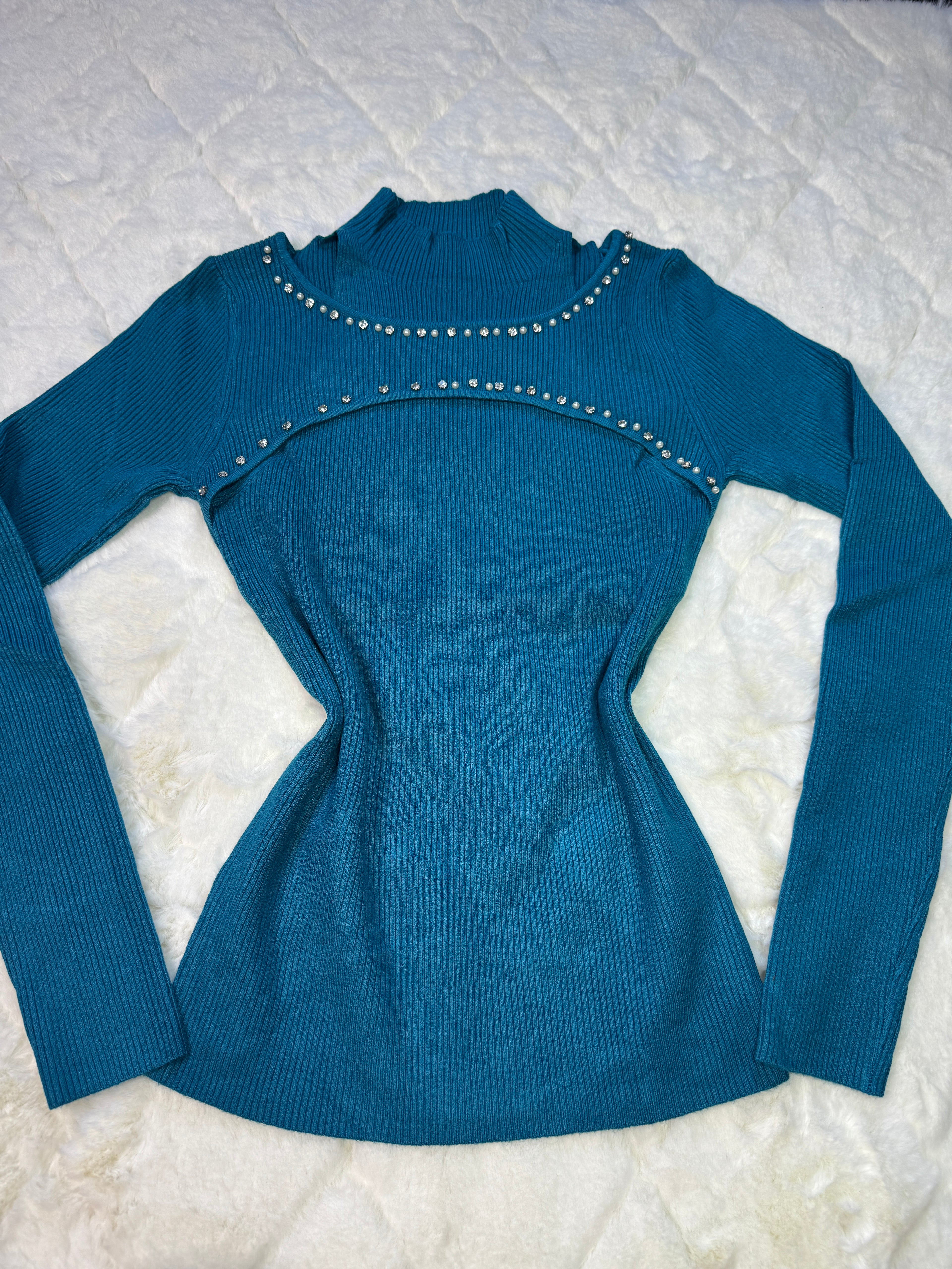 5633 Diamond Glow Sweater 💎