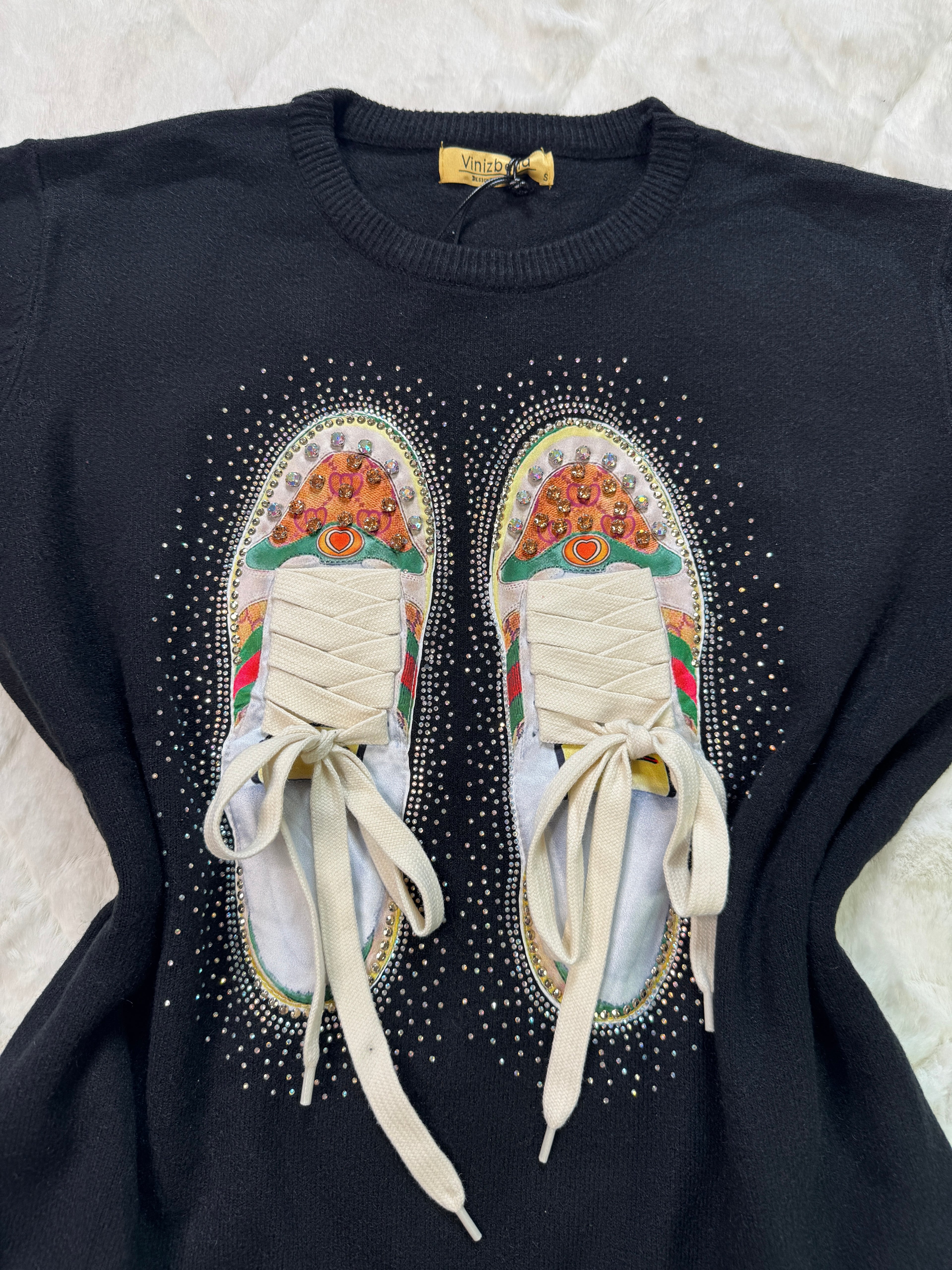 LaceUp Cozy Sweater 👟